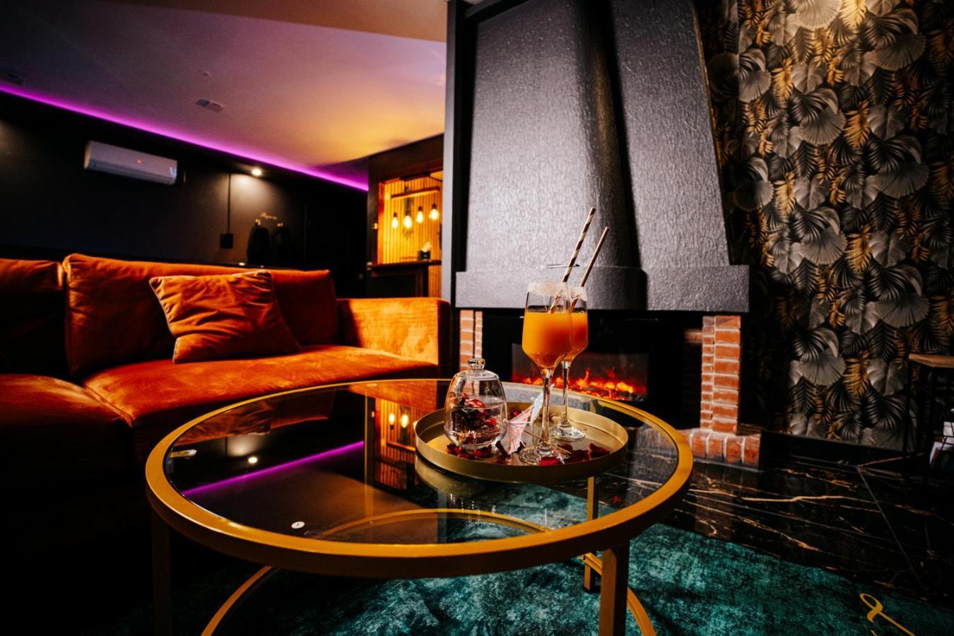 L Escale Jacuzzi Et Sauna Évreux Exterior foto